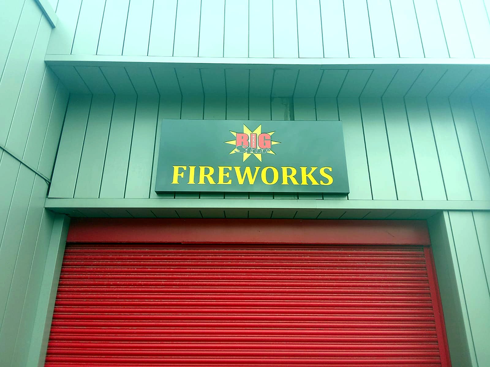 AIG Fireworks illuminated tray sign
