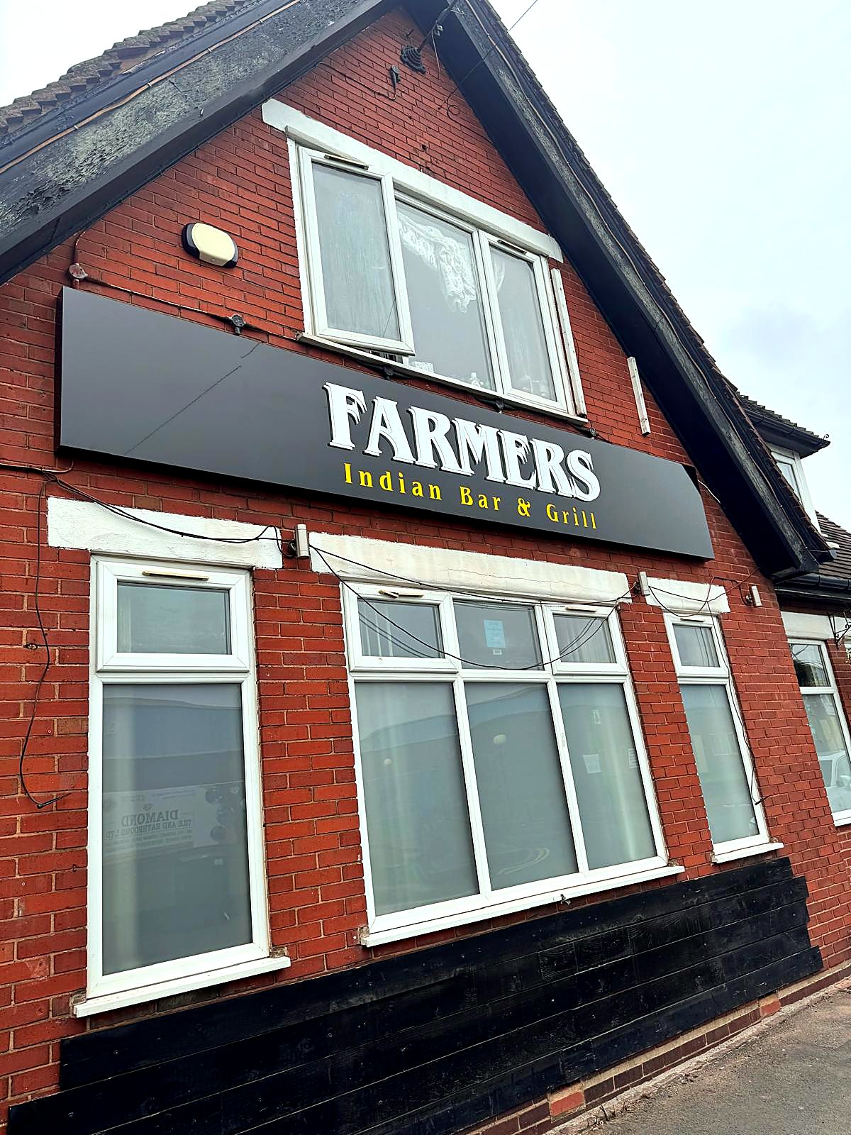 Farmers Indian Bar & Grill fascia