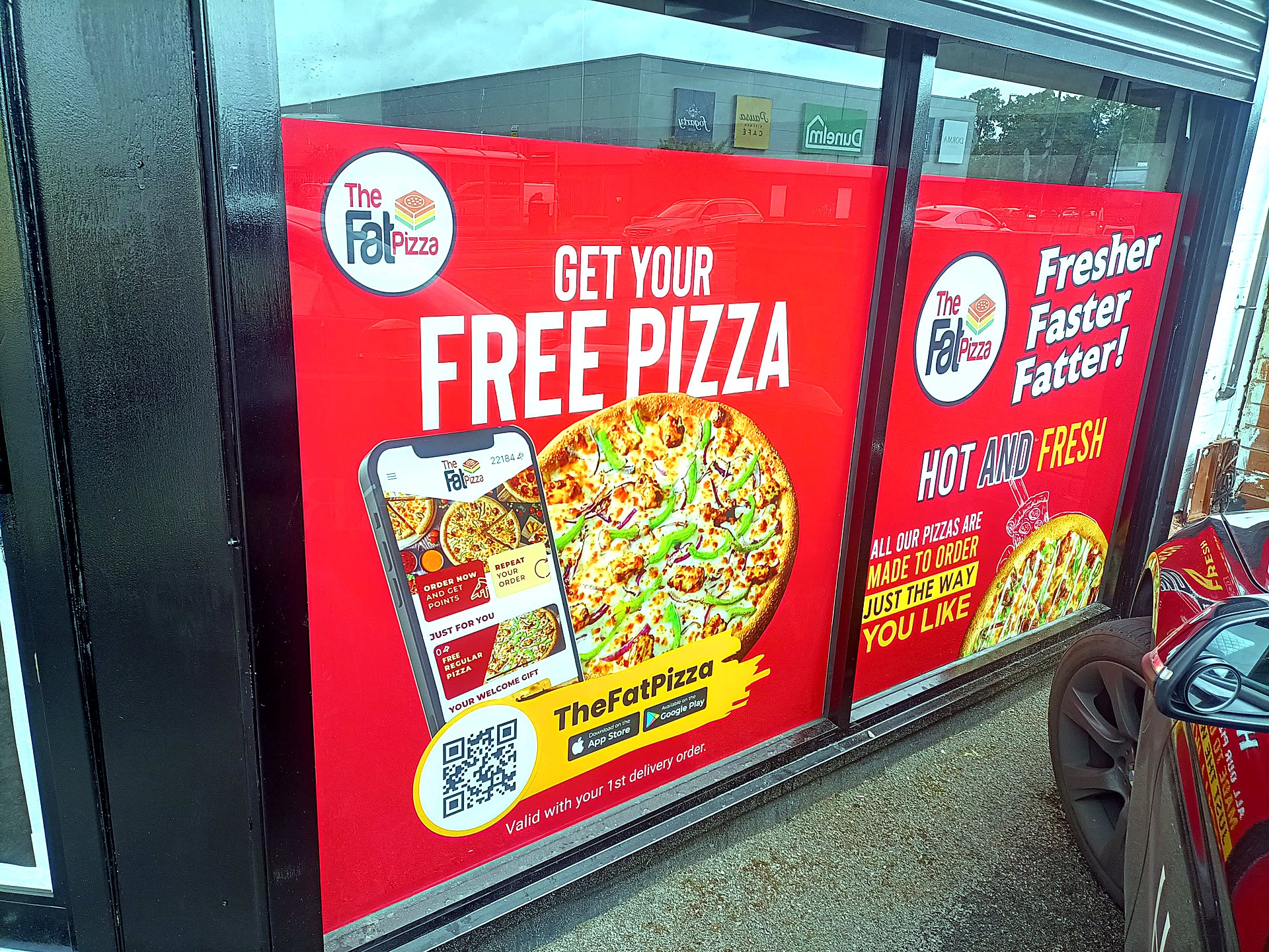 The Fat Pizza vehicle advertising panel